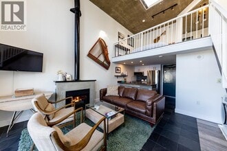 22 E Cordova St in Vancouver, BC - Building Photo - Building Photo