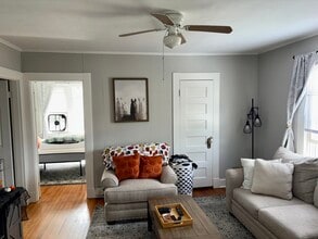 37 Hungerford Ave in Watertown, CT - Building Photo - Building Photo