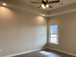 5565 Neptune Ave in Durant, OK - Building Photo - Building Photo