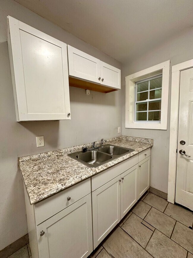 3721-3727 Ogg Ave in Brunswick, GA - Building Photo - Building Photo