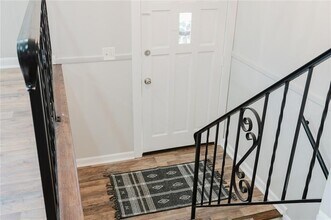 2976 Bay Berry Dr SW in Marietta, GA - Building Photo - Building Photo