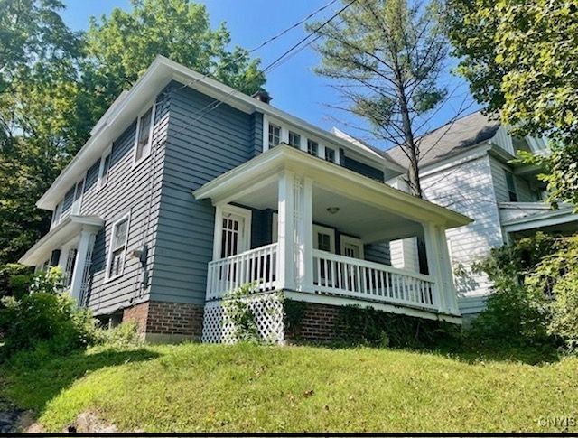 750 Euclid Ave in Syracuse, NY - Foto de edificio - Building Photo