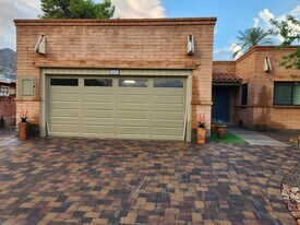 21 W Roma Dr in Tucson, AZ - Building Photo