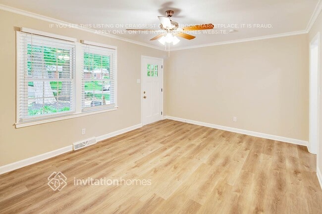 4151 Somerdale Ln in Charlotte, NC - Building Photo - Building Photo