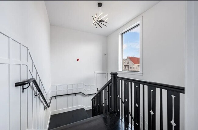 536 Broadway in Everett, MA - Building Photo - Building Photo