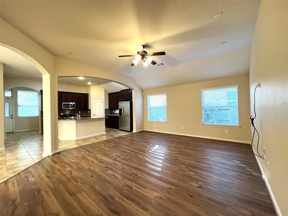 28707 Mayes Bluff Dr in Katy, TX - Building Photo