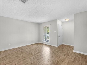 22007 Main Blvd in Tomball, TX - Building Photo - Building Photo