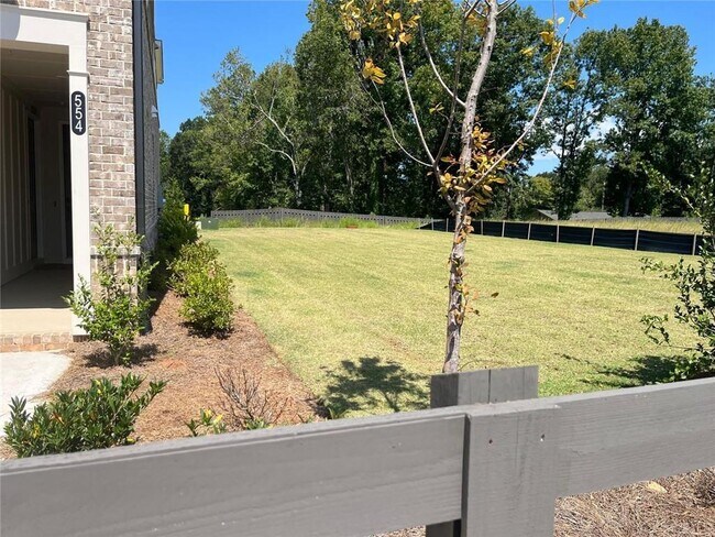 554 Sawnee Dr in Cumming, GA - Building Photo - Building Photo