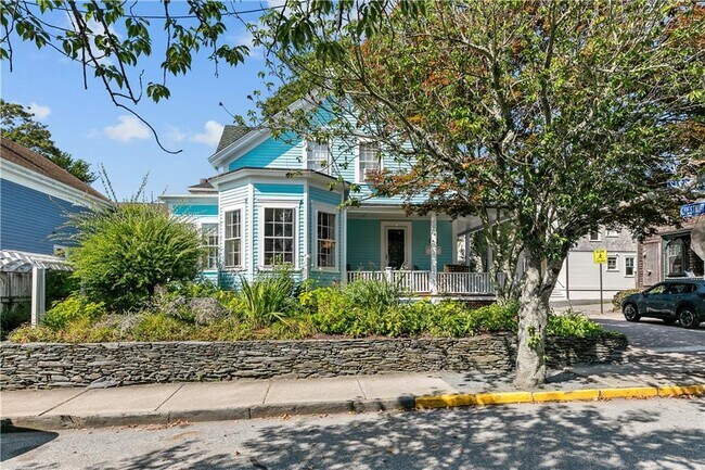 58 Second St in Newport, RI - Building Photo - Building Photo