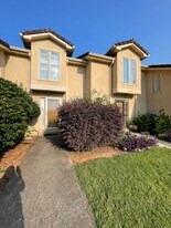 2157 Vaden Village Dr in Chattanooga, TN - Building Photo