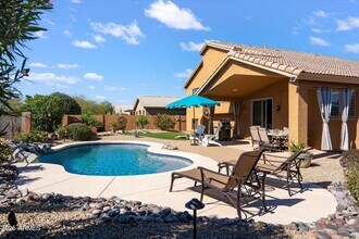 4443 E Morning Vista Ln in Cave Creek, AZ - Building Photo - Building Photo