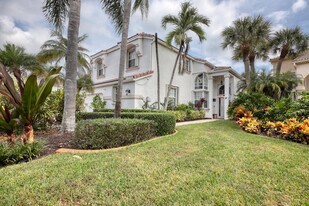 2070 Chagall Cir in West Palm Beach, FL - Building Photo