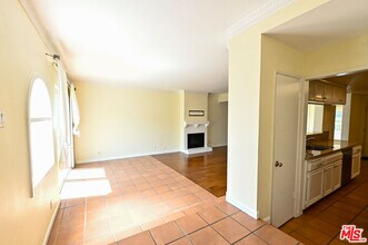 2677 S Centinela Ave in Santa Monica, CA - Building Photo - Building Photo