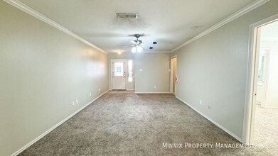 807 N Englewood Ave in Lubbock, TX - Building Photo - Building Photo