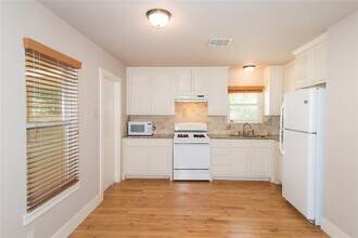 4605 Clawson Rd in Austin, TX - Building Photo - Building Photo