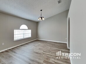 2195 Marietta Ave in Spring Hill, FL - Building Photo - Building Photo