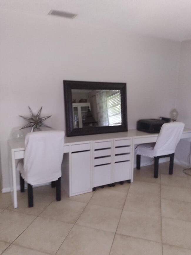 2403 Lowson Blvd in Delray Beach, FL - Building Photo - Building Photo