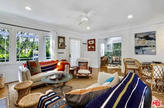 1308 N Orange Grove Ave in West Hollywood, CA - Building Photo - Building Photo