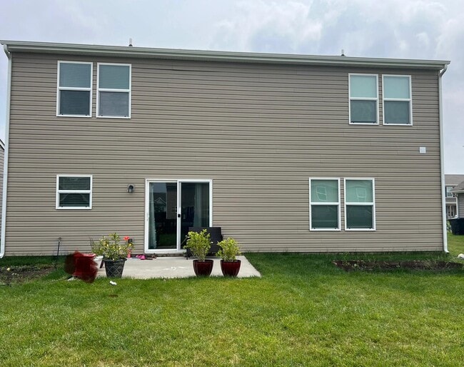 904 Clydesdale Dr in Lafayette, IN - Building Photo - Building Photo