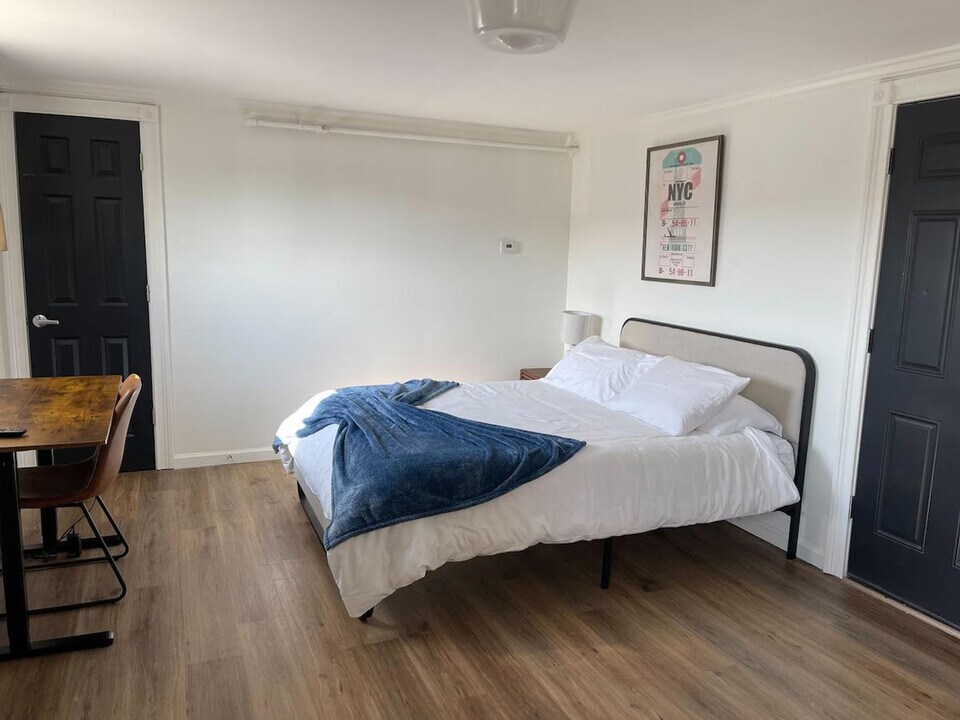 1703 Grand Island Blvd in Grand Island, NY - Building Photo