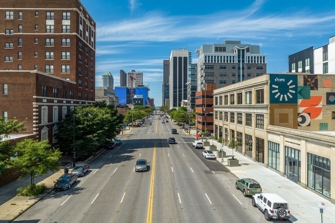 Vera on Broad in Columbus, OH - Building Photo