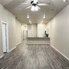 2106 N Avenue J in Lubbock, TX - Building Photo - Building Photo