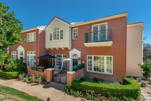 2485 Waldemar St in Westlake Village, CA - Building Photo