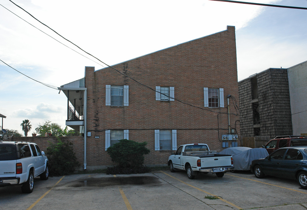 2013 Independence St in Metairie, LA - Building Photo