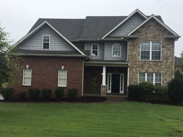 111 Wynlands Dr in Goodlettsville, TN - Building Photo