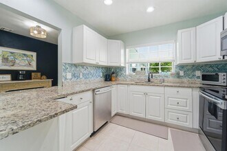 1424 Willow Rd in West Palm Beach, FL - Building Photo - Building Photo