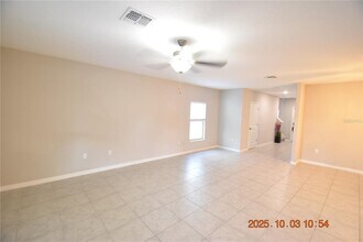 9511 Channing Hill Dr in Sun City Center, FL - Building Photo - Building Photo