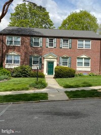 500 E Lancaster Ave - 14