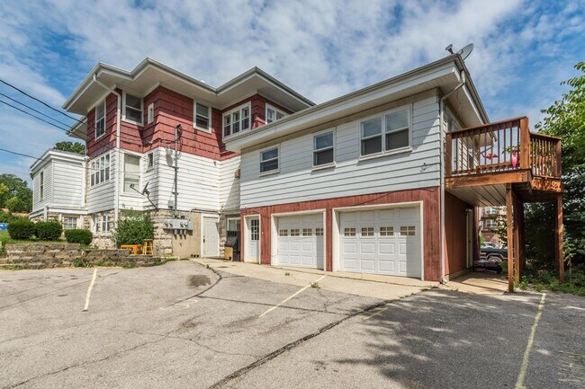 1218 N College Ave in Bloomington, IN - Building Photo - Building Photo