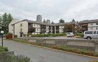 2860 Packard Ave in Coquitlam, BC - Building Photo - Building Photo