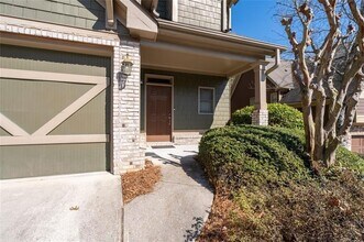 2532 Village Creek Landing SE in Atlanta, GA - Building Photo - Building Photo