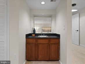 3001 Federal Hill Dr in Falls Church, VA - Building Photo - Building Photo