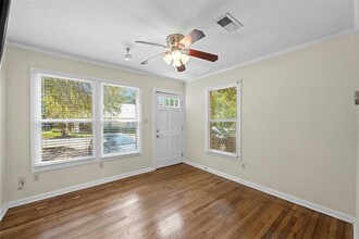 1110 W 22nd St in Austin, TX - Building Photo - Building Photo