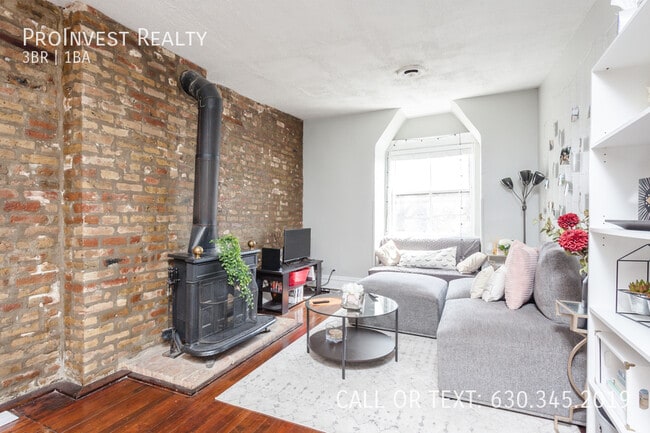 2052 N Dayton St in Chicago, IL - Building Photo - Building Photo