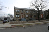 1621-1623 Holbrook St NE in Washington, DC - Foto de edificio - Building Photo