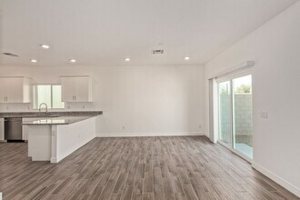 1552 N Pueblo Dr in Apache Junction, AZ - Building Photo - Building Photo