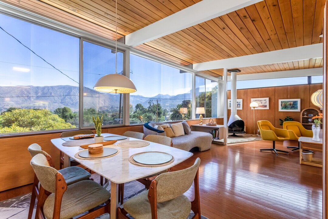 8554 Day St in Sunland, CA - Building Photo