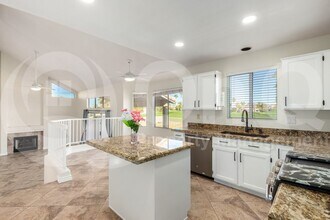 6638 E Melrose St in Mesa, AZ - Building Photo - Building Photo