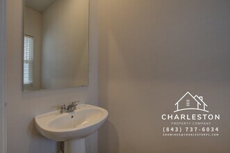 4105 Quincy Adams Ln in Charleston, SC - Foto de edificio - Building Photo