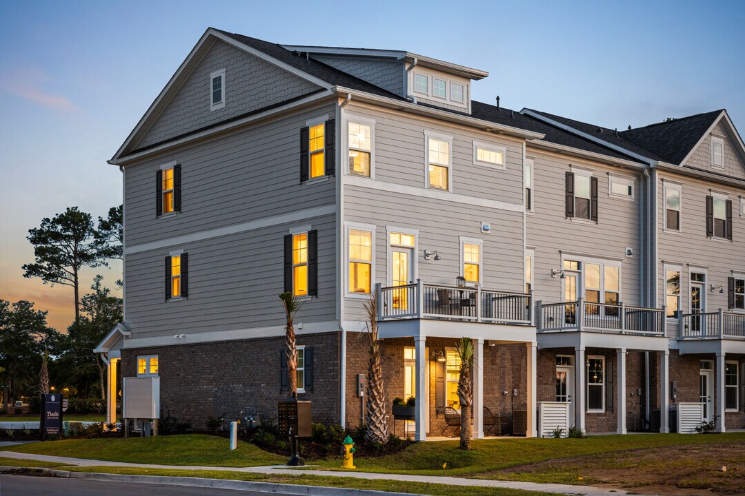 8459 US-1 in Myrtle Beach, SC - Building Photo