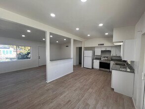 6334 E Calle Luna in Tucson, AZ - Building Photo - Building Photo