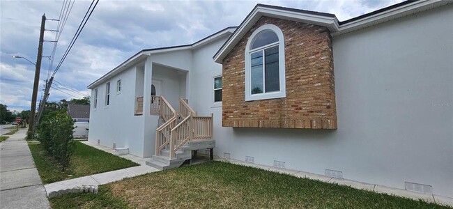 528 Wideview Ave