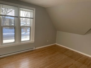 1105 5th Ave S, Unit 2 in Fargo, ND - Building Photo - Building Photo