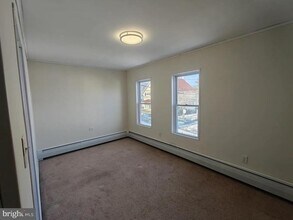 509 Hallstead St in Dickson City, PA - Foto de edificio - Building Photo
