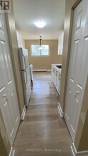 242 Avalon Pl in Kitchener, ON - Building Photo - Building Photo