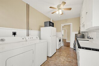 4304 Pease St in Houston, TX - Foto de edificio - Building Photo